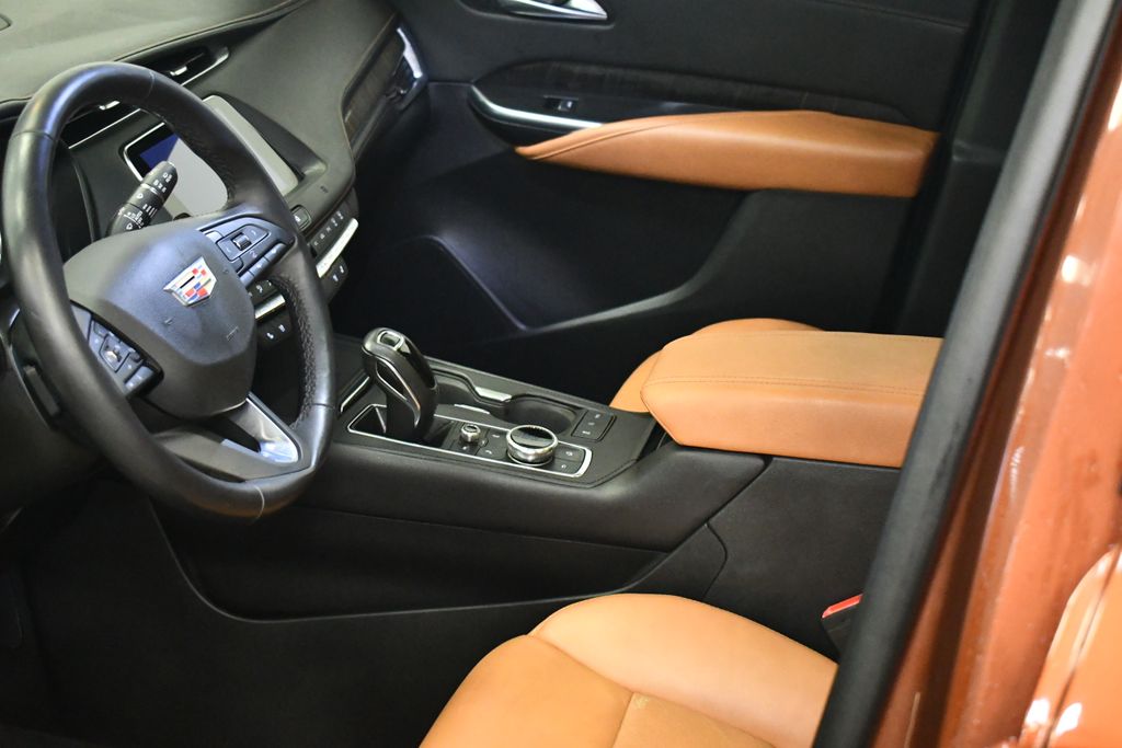 Thumbnail: 2019 Cadillac XT4 - 27