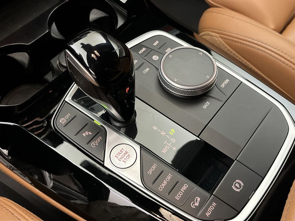 Thumbnail: 2023 BMW X4 - 20