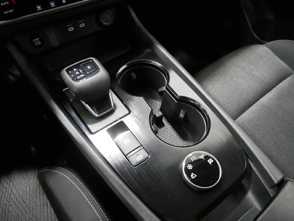Used 2025 Nissan Rogue SUV