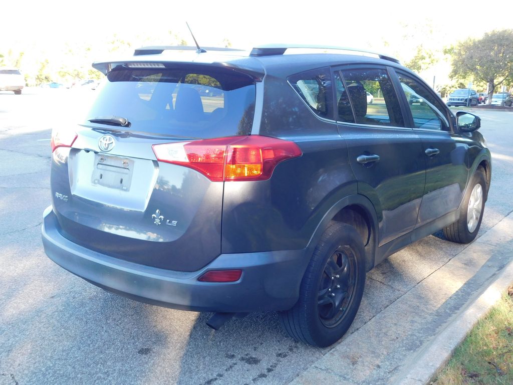 Thumbnail: 2015 Toyota RAV4 - 4