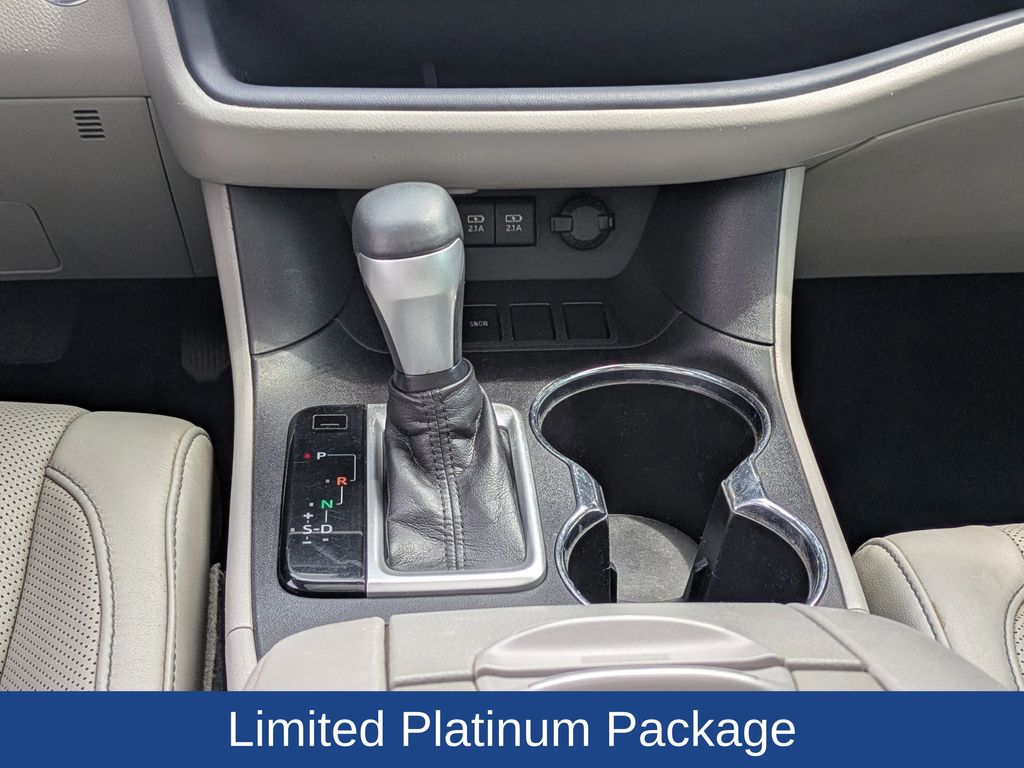 2018 Toyota Highlander Limited Platinum