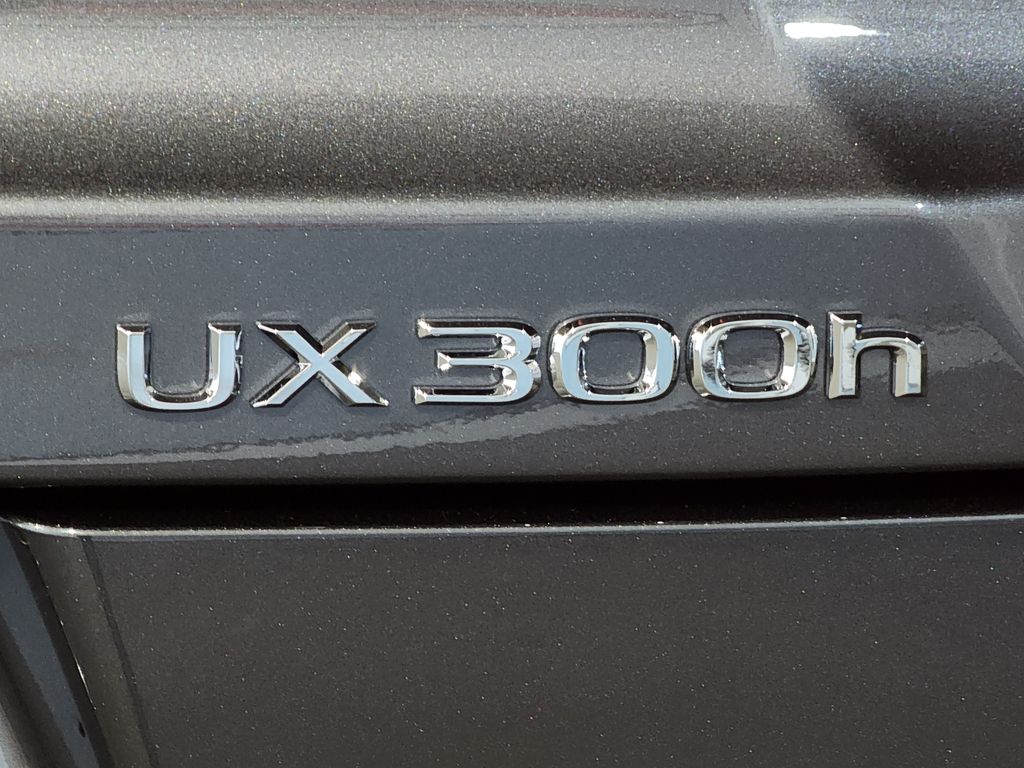 Thumbnail: 2026 Lexus UX - 11