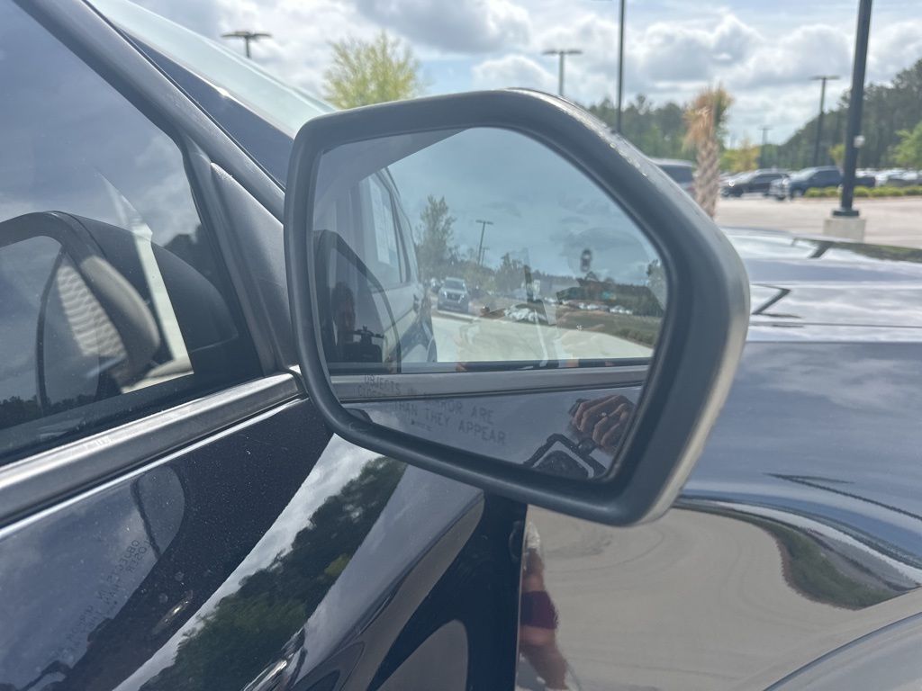2020 Agate Black Metallic Ford Explorer XLT RWD SUV