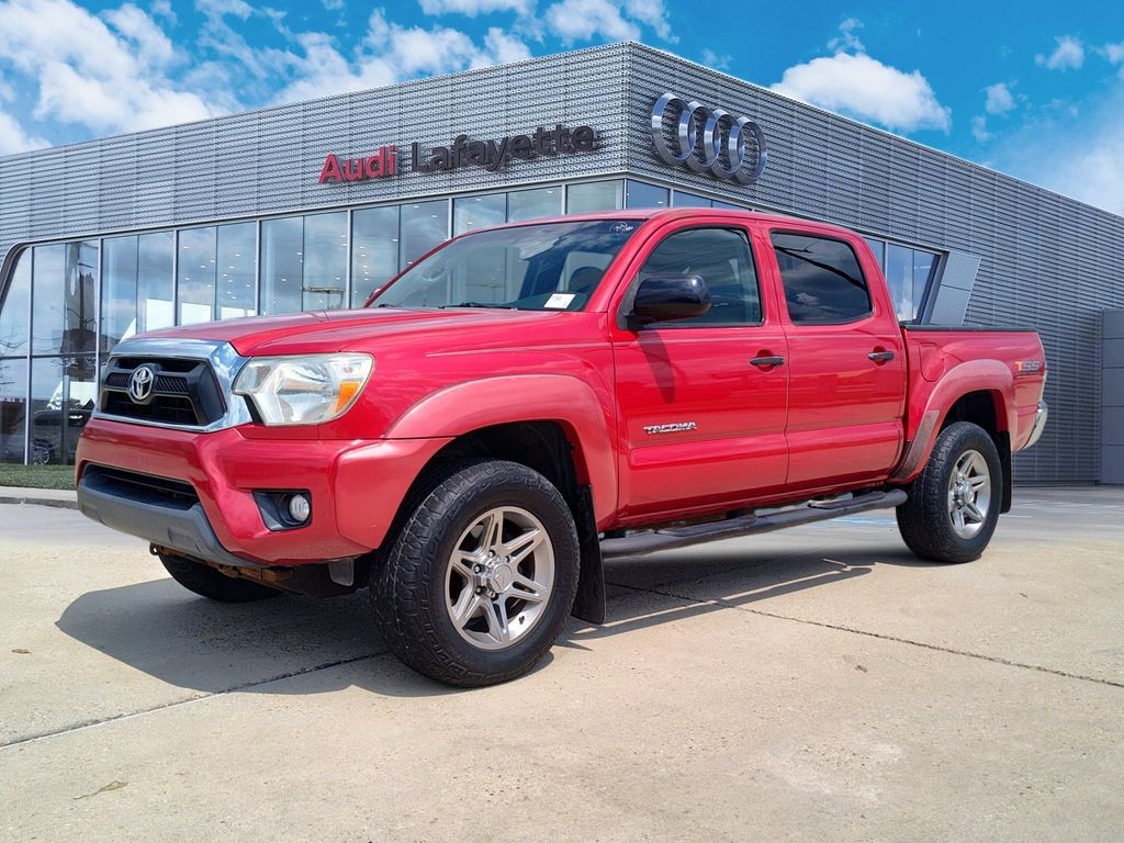 Barcelona Red Metallic 2013 Toyota Tacoma Pickup Truck Four-Wheel Drive 5-Speed Automatic Overdrive