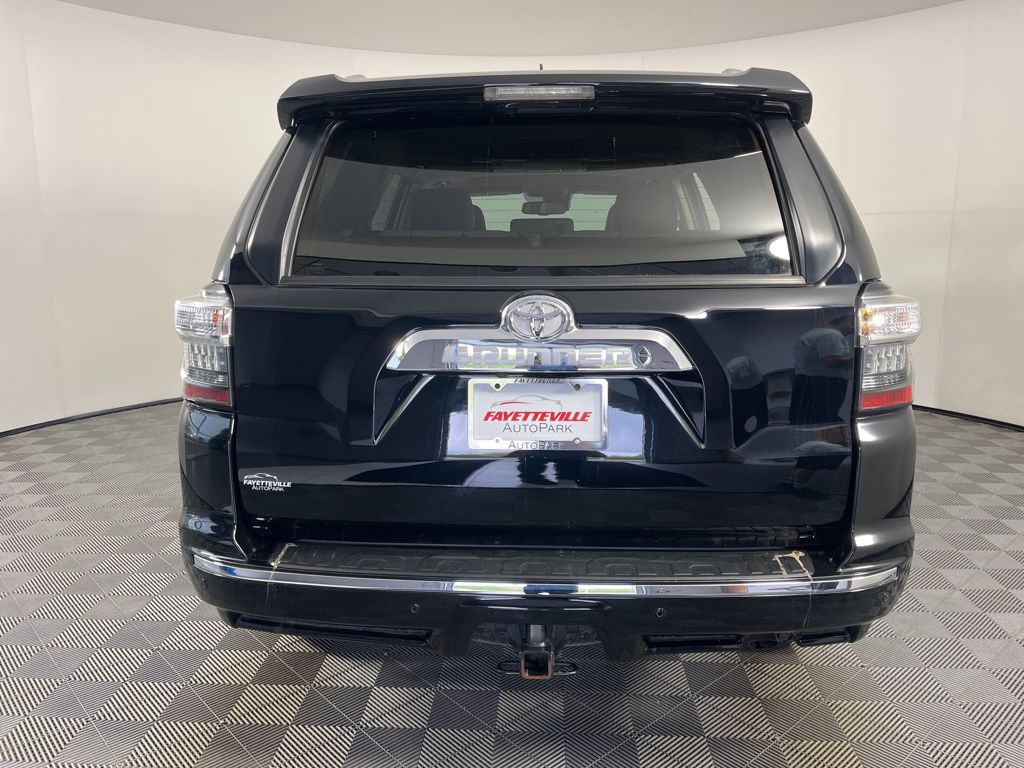 Thumbnail: 2022 Toyota 4Runner - 4