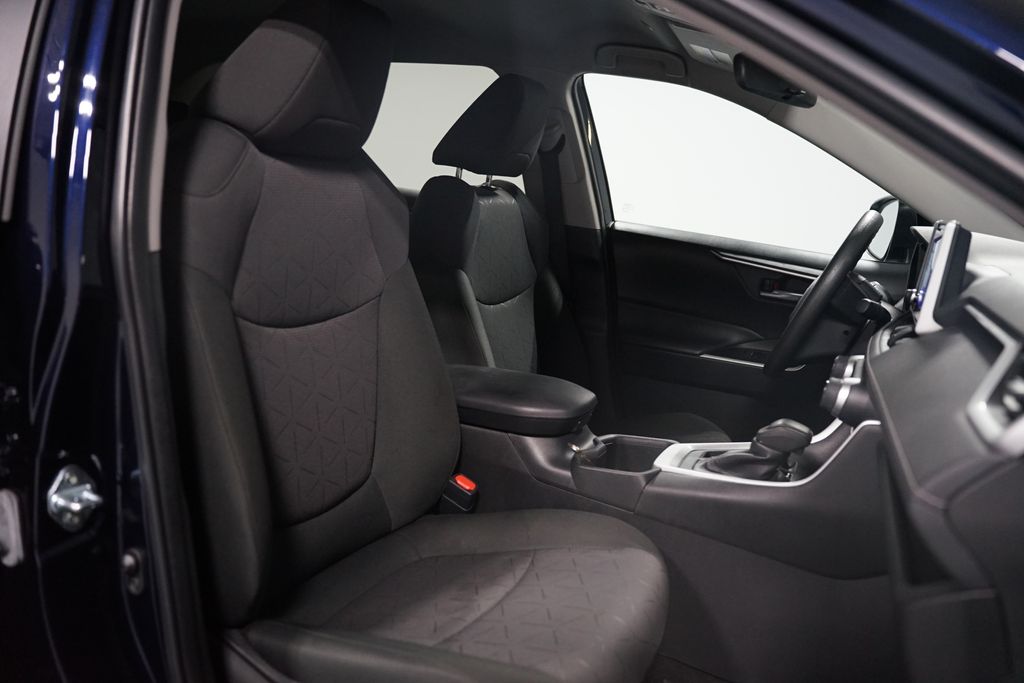 Thumbnail: 2024 Toyota RAV4 - 15