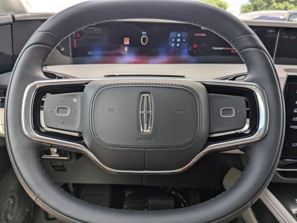 2025 Lincoln Nautilus Hybrid Reserve