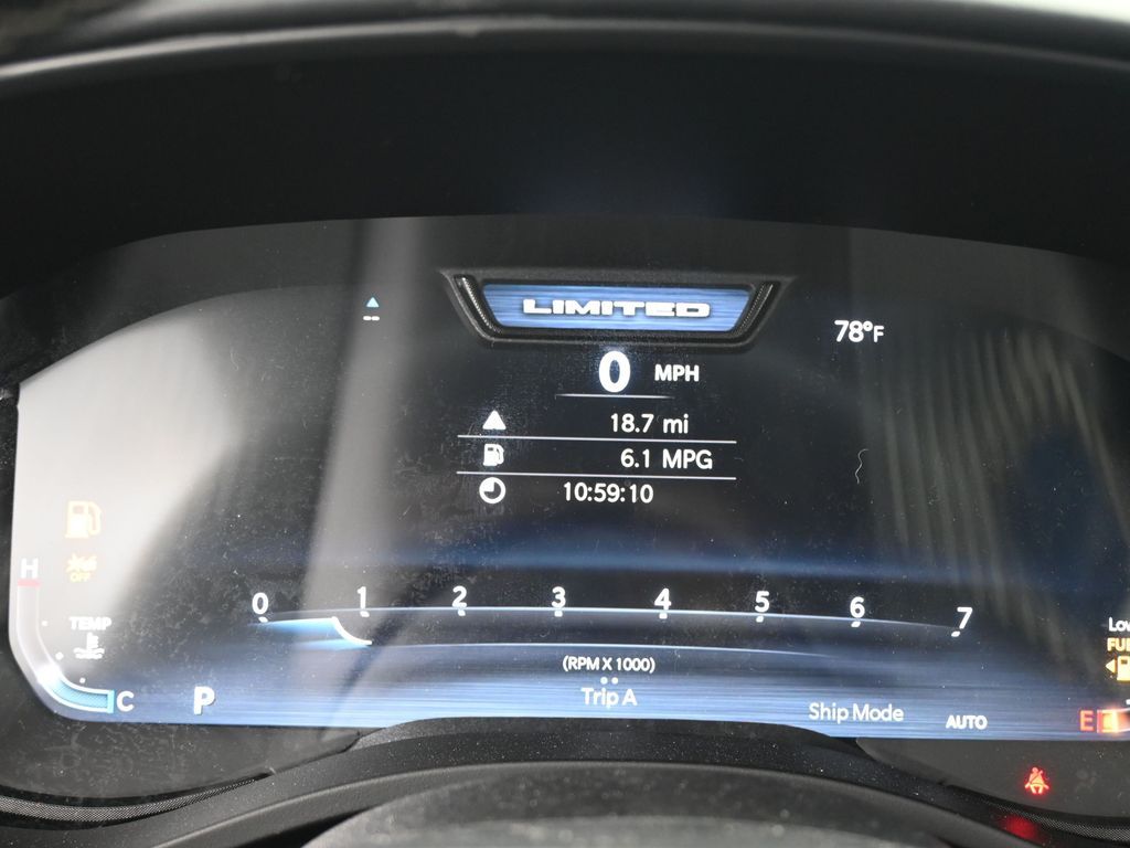 New 2026 Diamond Black Crystal Pearlcoat Ram Limited image 23