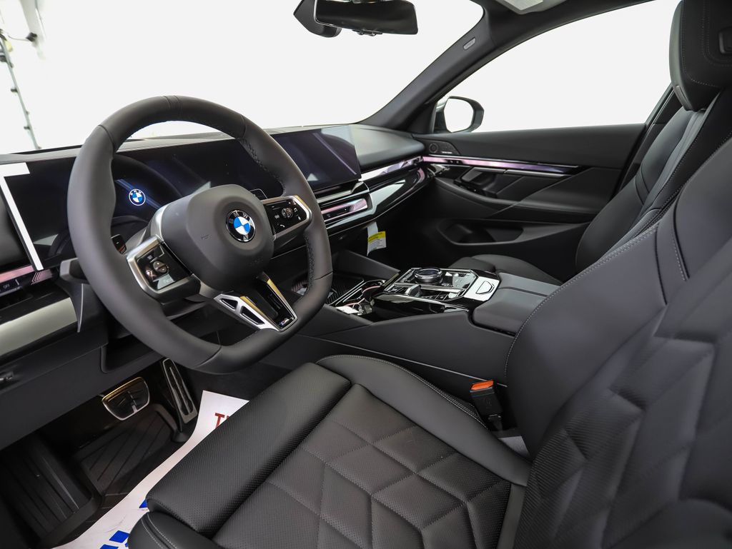 Thumbnail: 2027 BMW 5 Series - 10