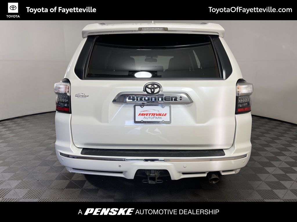 2016 Toyota 4Runner Limited 11