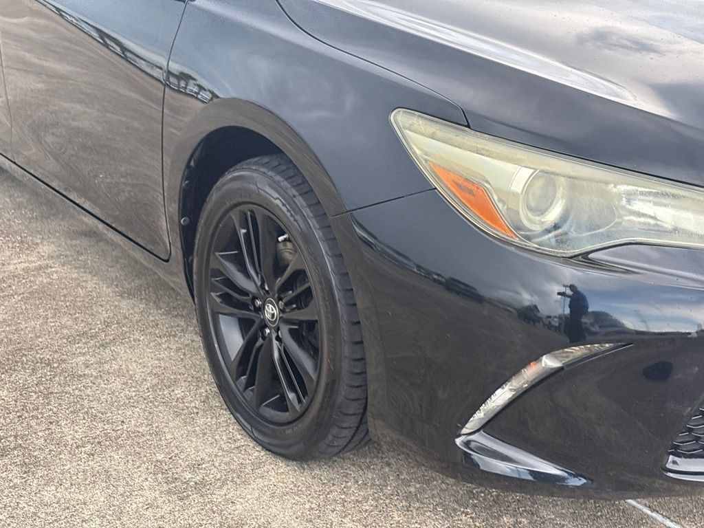 2017 Toyota Camry SE Black at Gullo Toyota