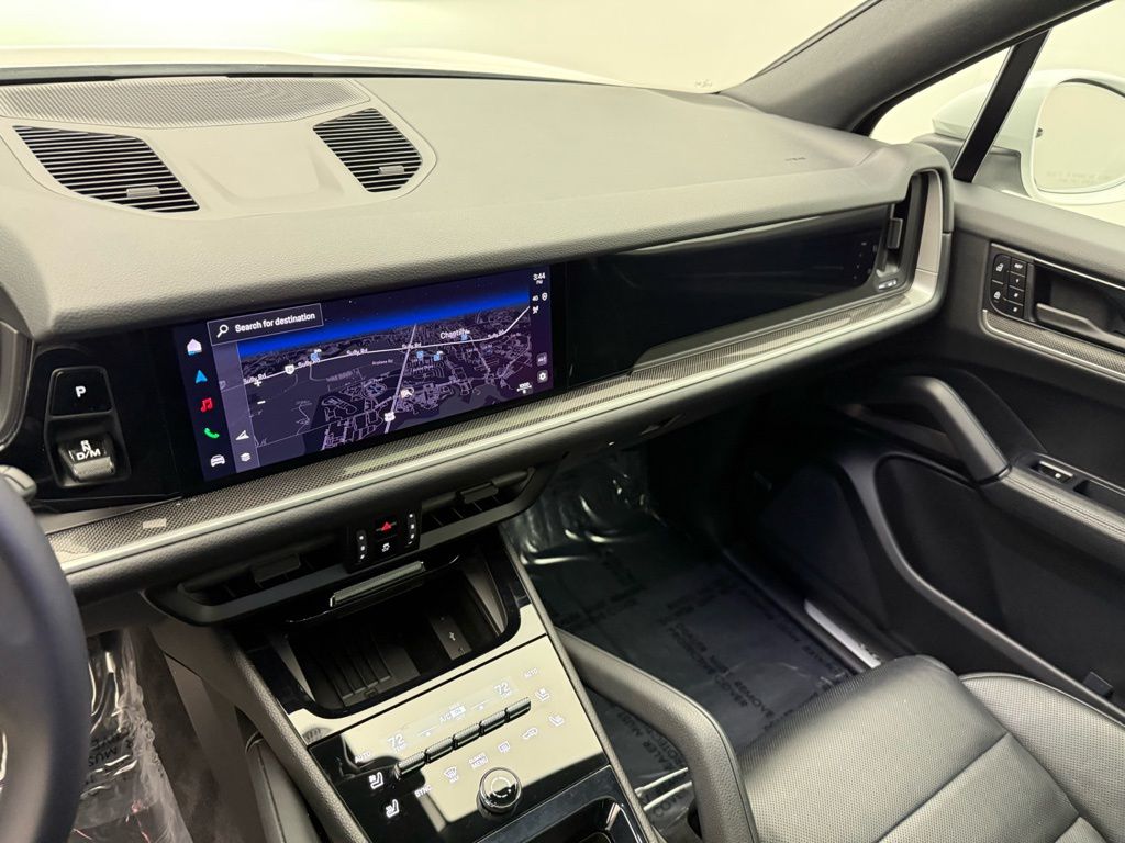 Thumbnail: 2024 Porsche Cayenne - 15