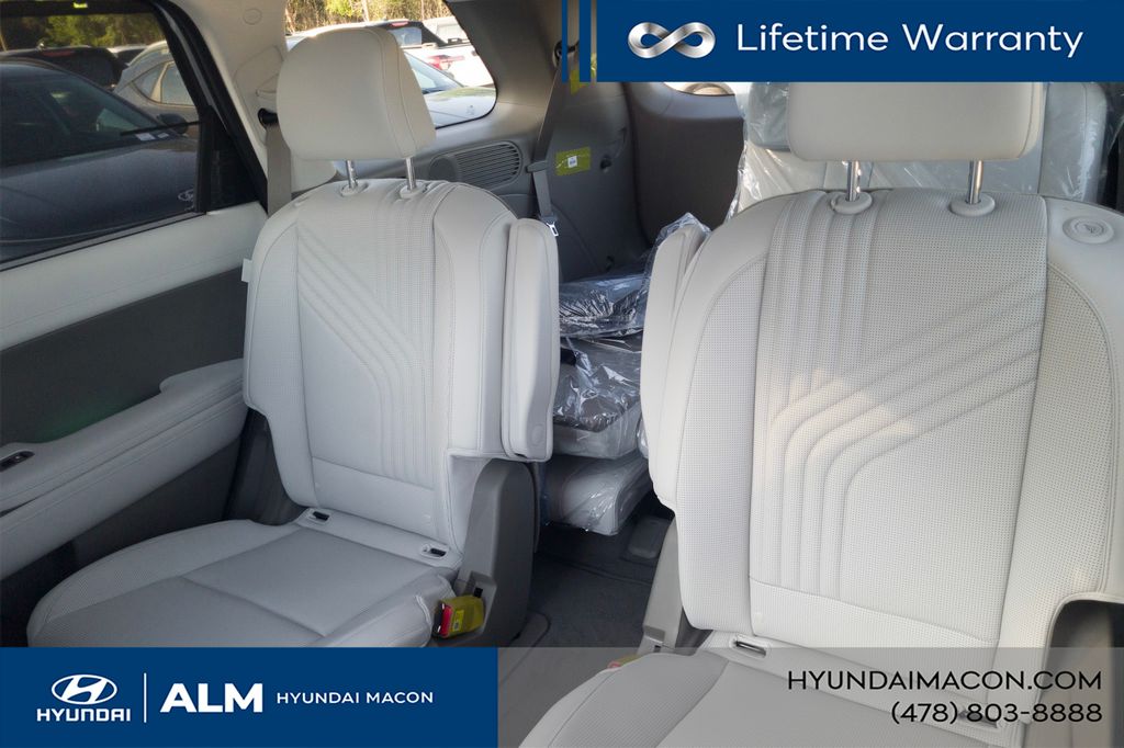 New 2027  Hyundai Blue SEL Premium 8P image 19
