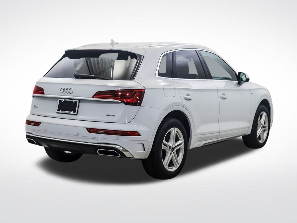 Thumbnail: 2023 Audi Q5 - 5