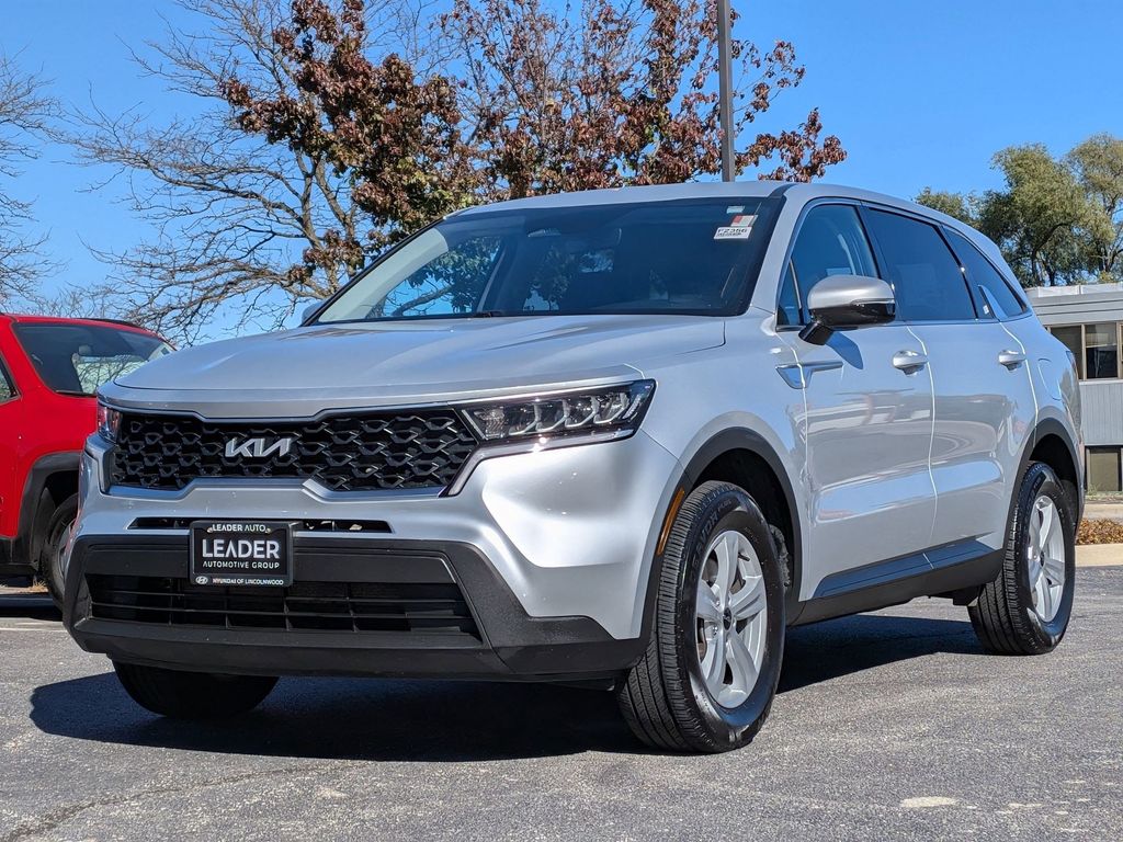 View vehicle photo 3