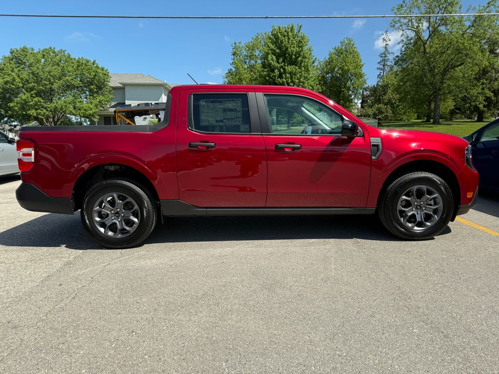 View vehicle photo 4
