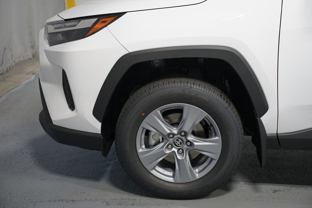 Thumbnail: 2025 Toyota RAV4 - 5