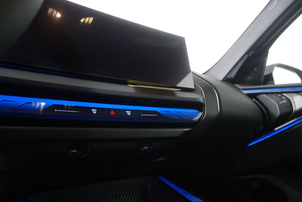 Thumbnail: 2026 BMW X3 - 21