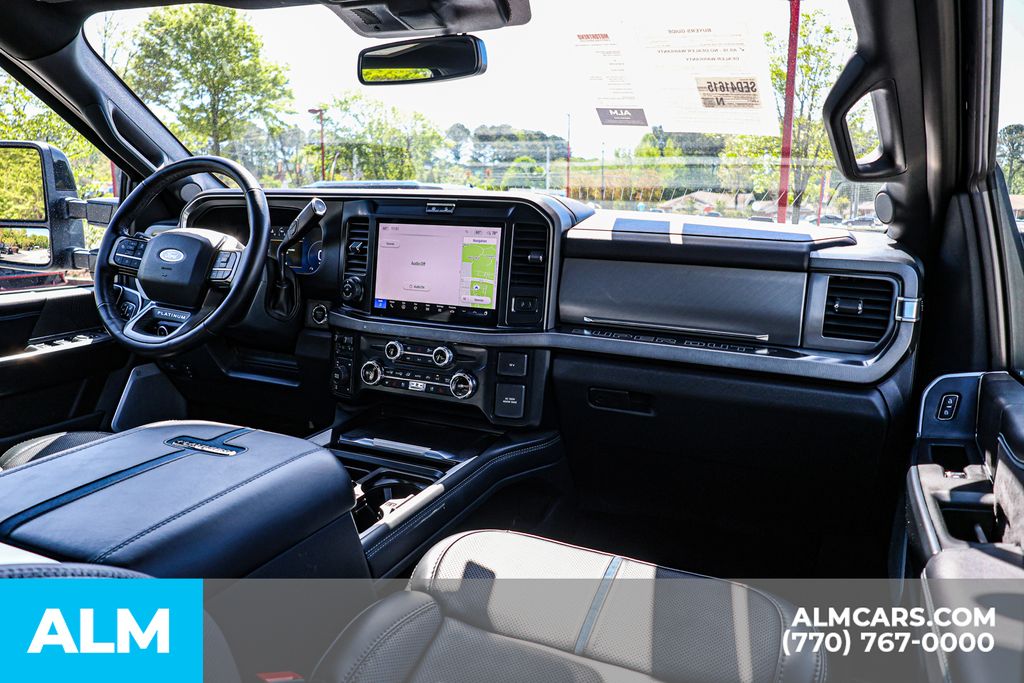 Used 2025 Black Ford Platinum image 29