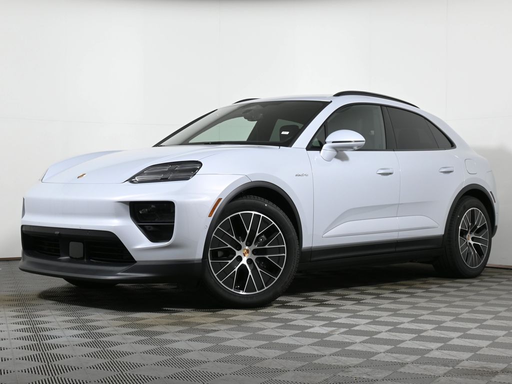 Thumbnail: 2025 Porsche Macan - 1