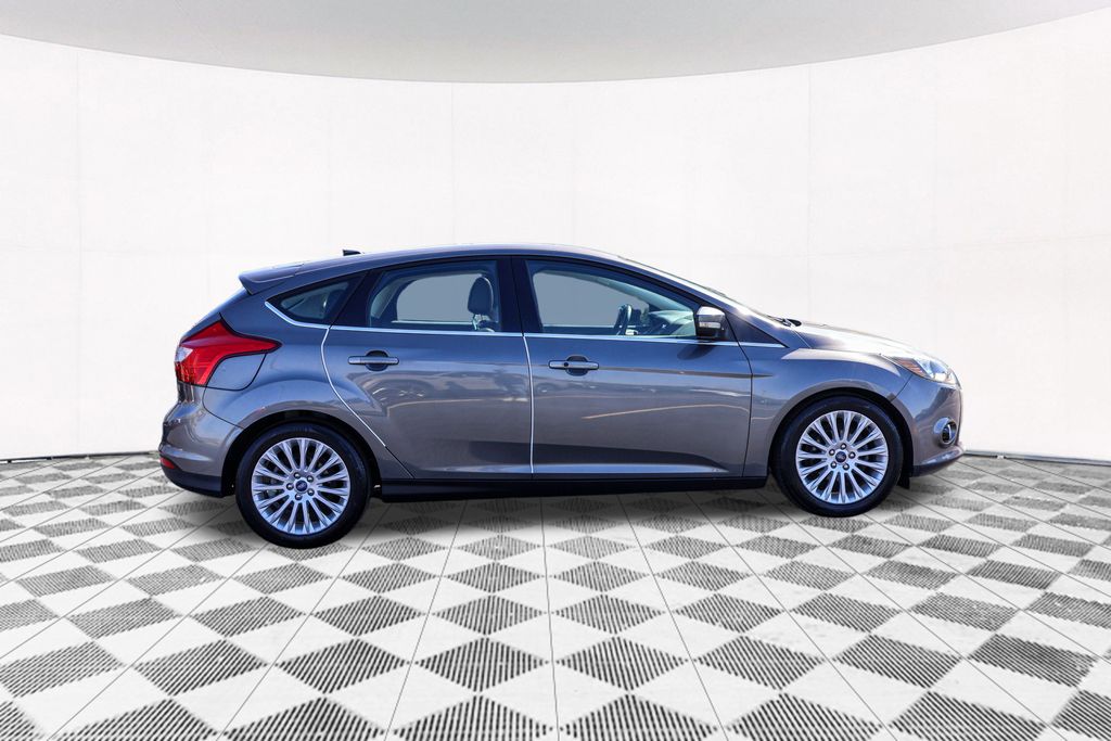 2012 Ford Focus Titanium 8