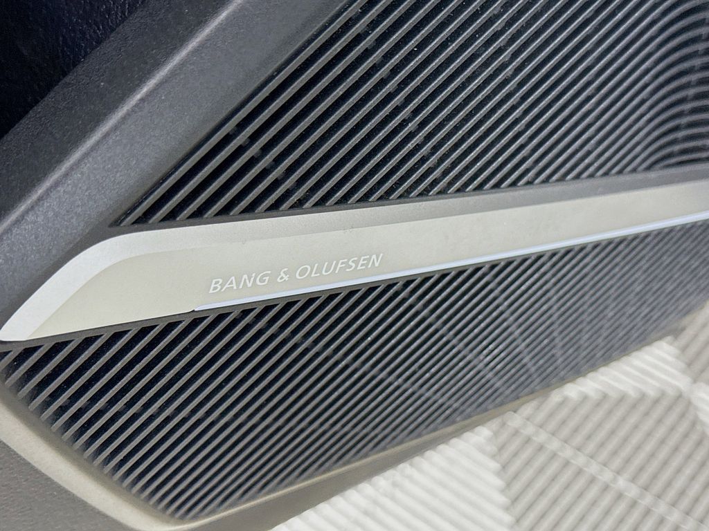 Thumbnail: 2018 Audi Q5 - 19