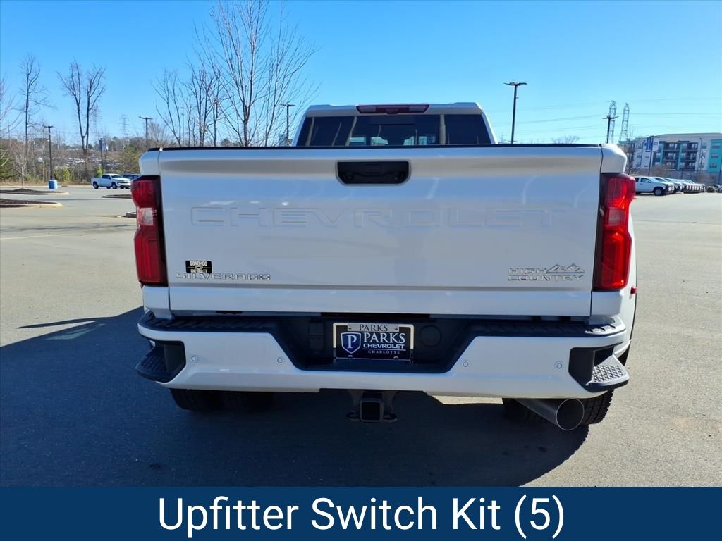 ChevroletSilverado 3500HD28