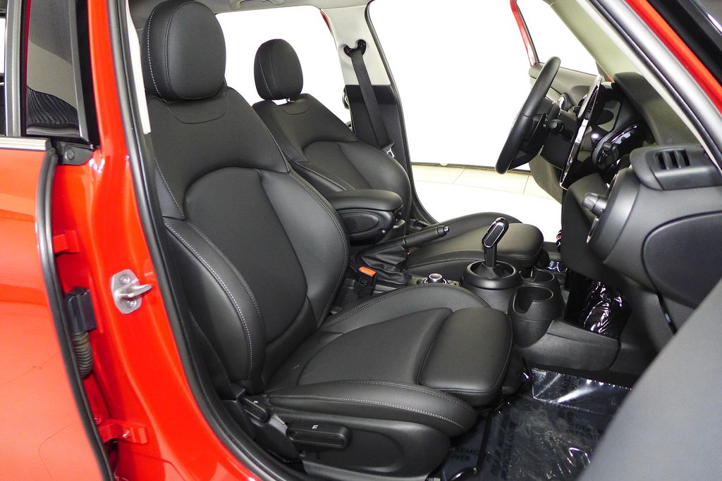 Thumbnail: 2023 MINI Cooper - 19