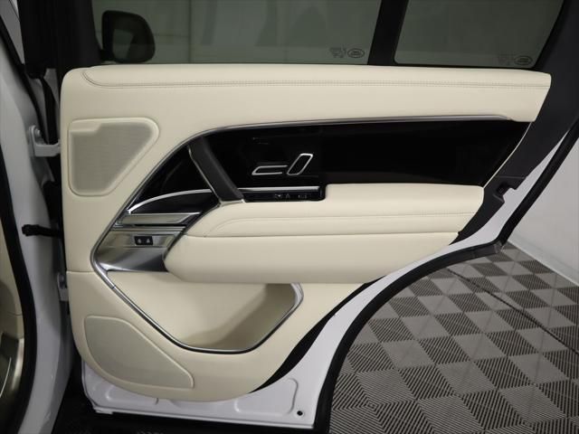 Thumbnail: 2025 Land Rover Range Rover - 29