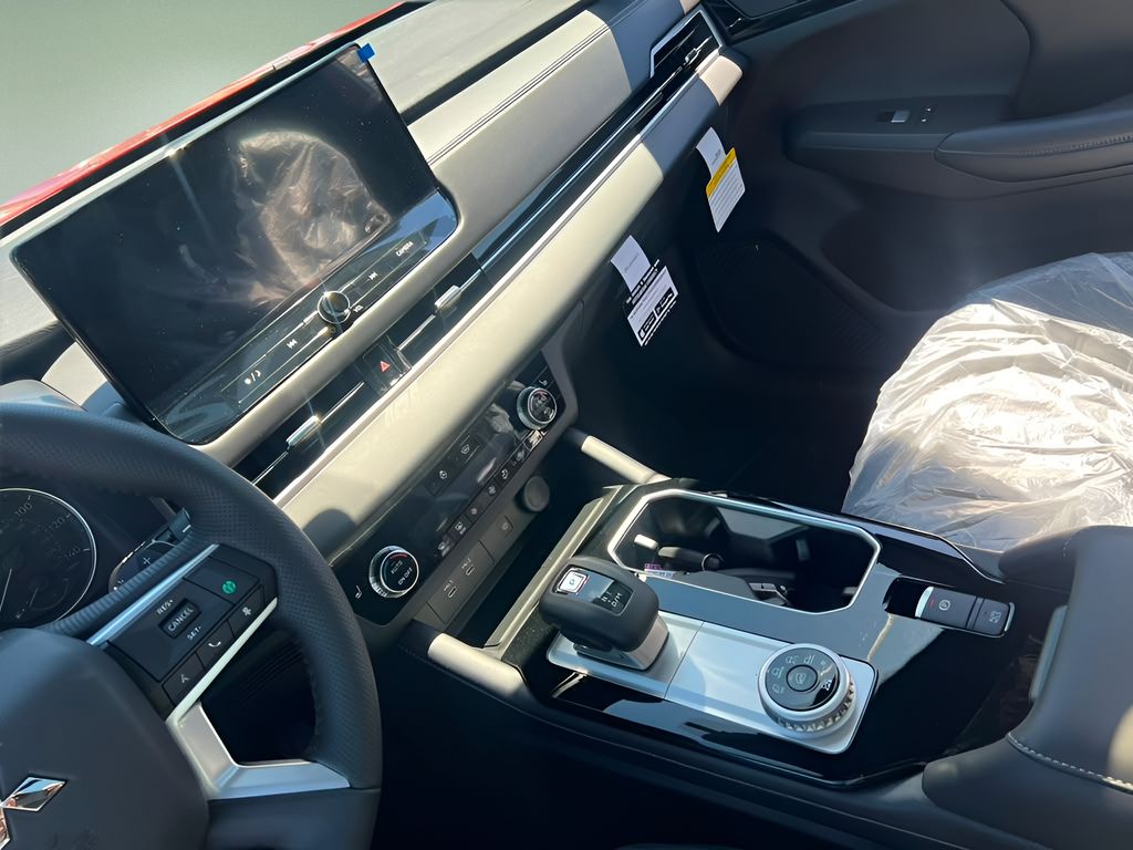 New 2026 Mitsubishi Outlander SUV