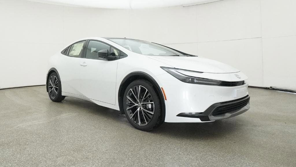 Thumbnail: 2025 Toyota Prius - 32