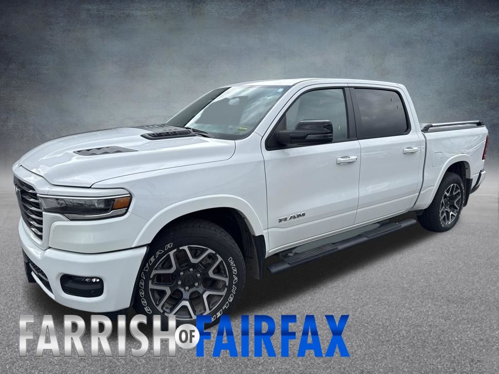 2025 RAM 1500 Laramie Crew Cab 4WD