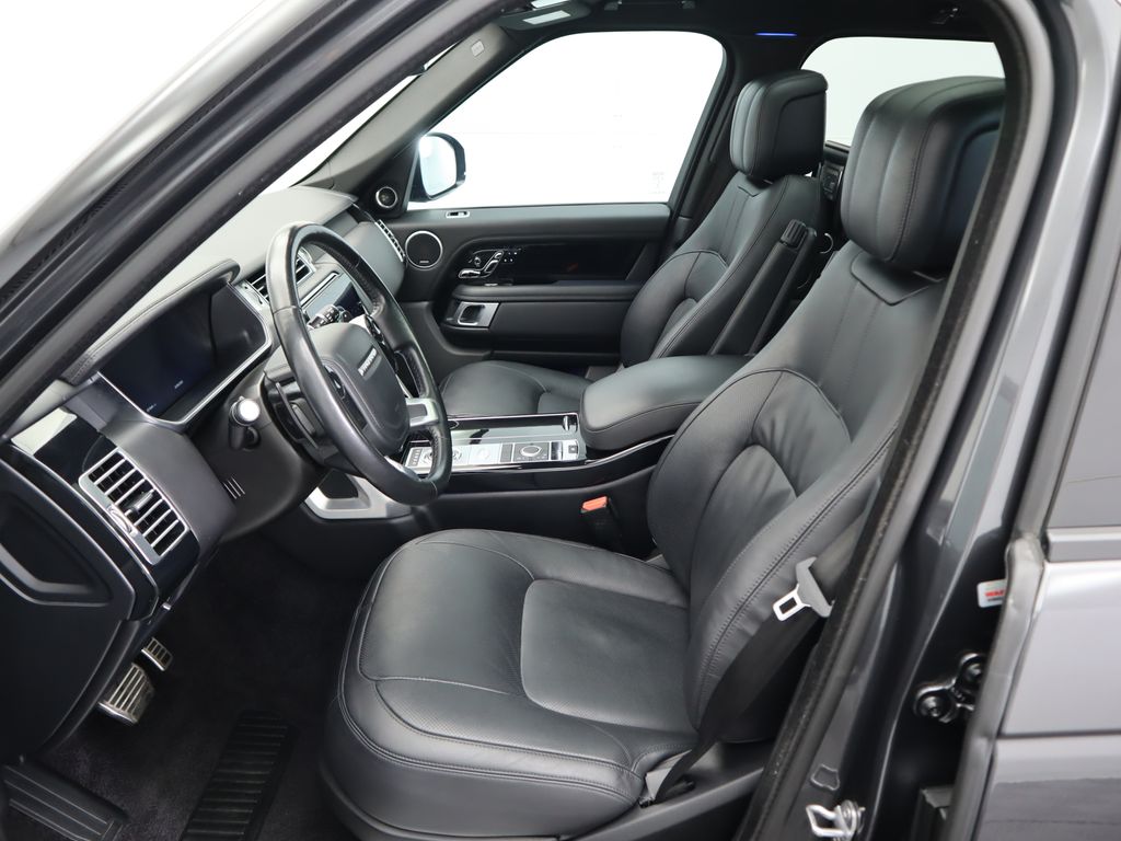 Thumbnail: 2022 Land Rover Range Rover - 19