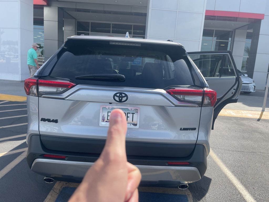 Thumbnail: 2024 Toyota RAV4 - 6