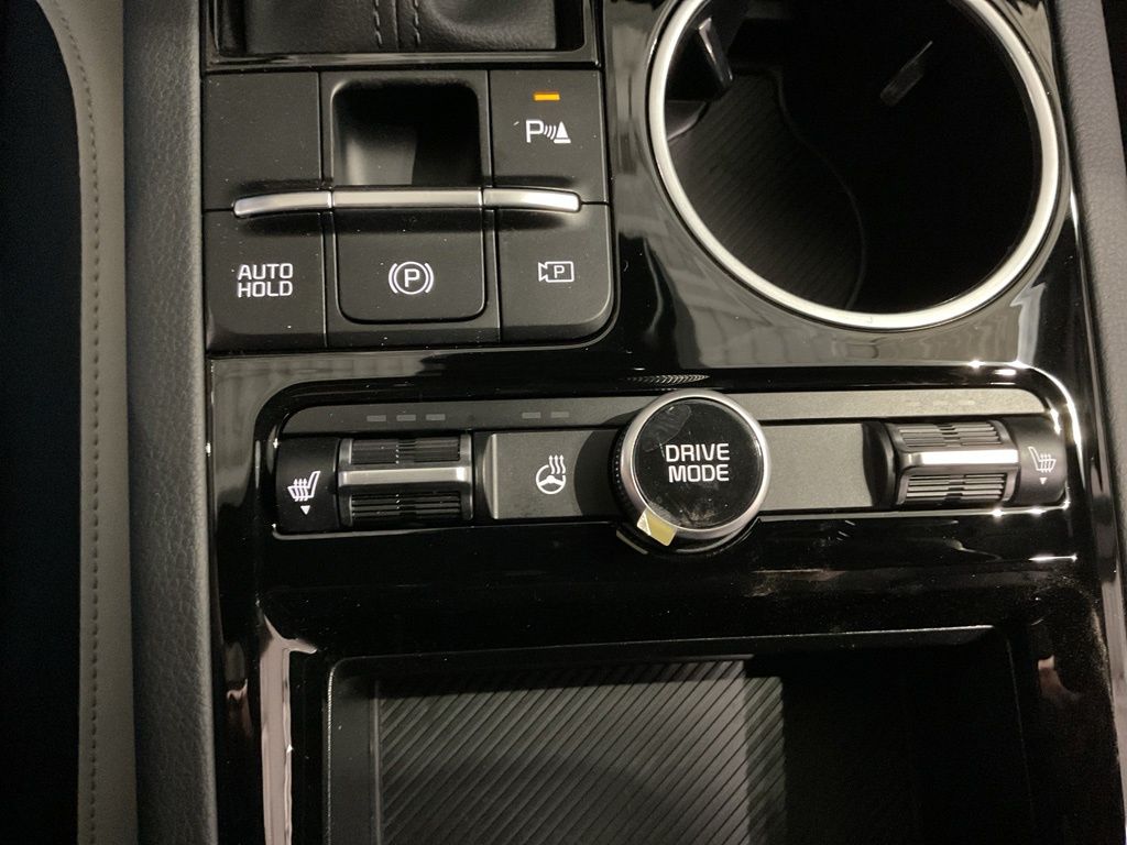 New 2026 White Kia GT-Line image 13