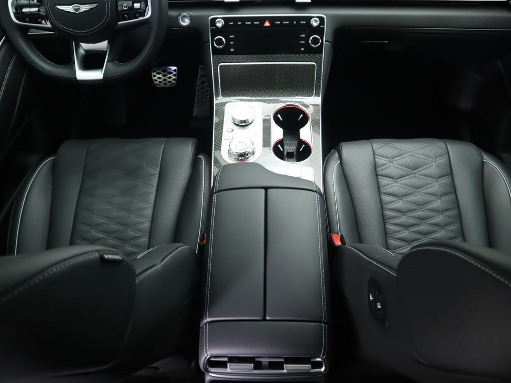 Thumbnail: 2025 Genesis GV80 - 17