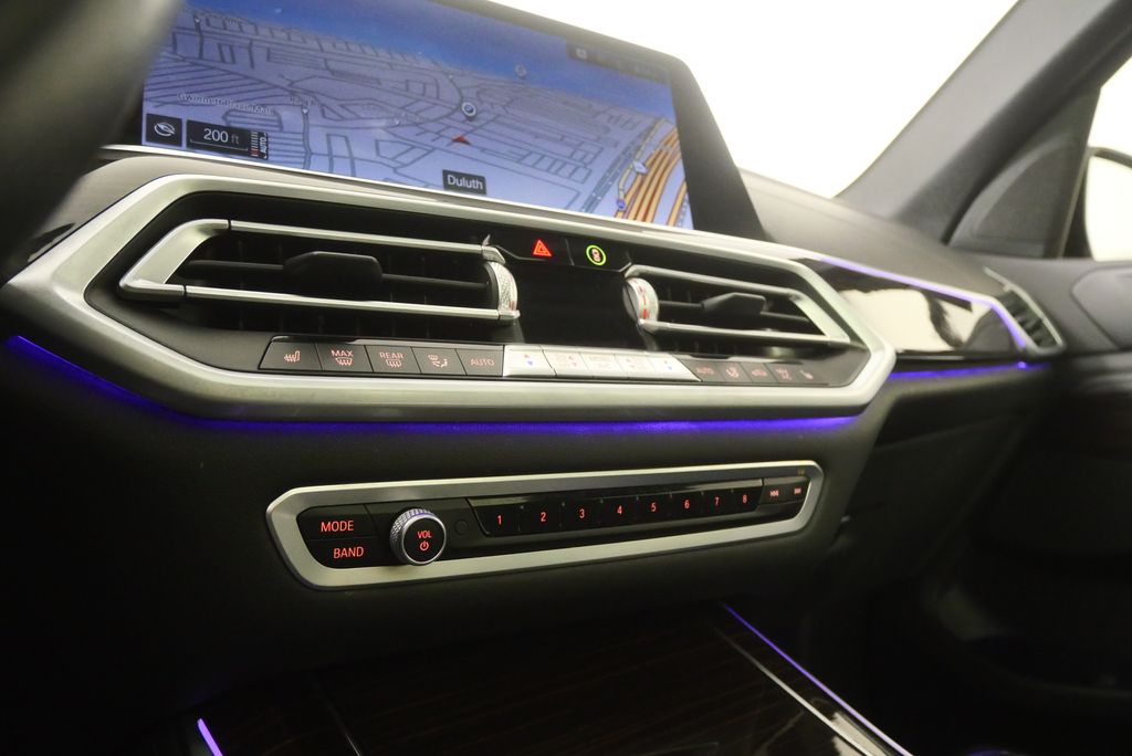 Thumbnail: 2021 BMW X5 - 20