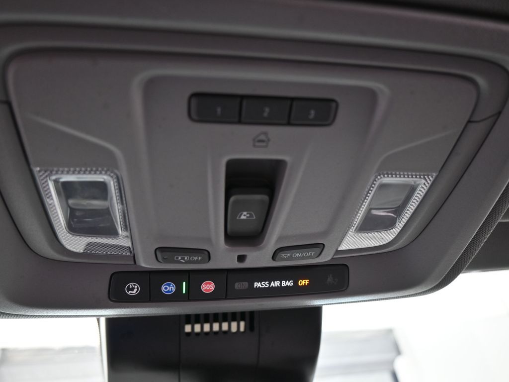 Used 2023 Titanium Rush Metallic GMC SLT image 37