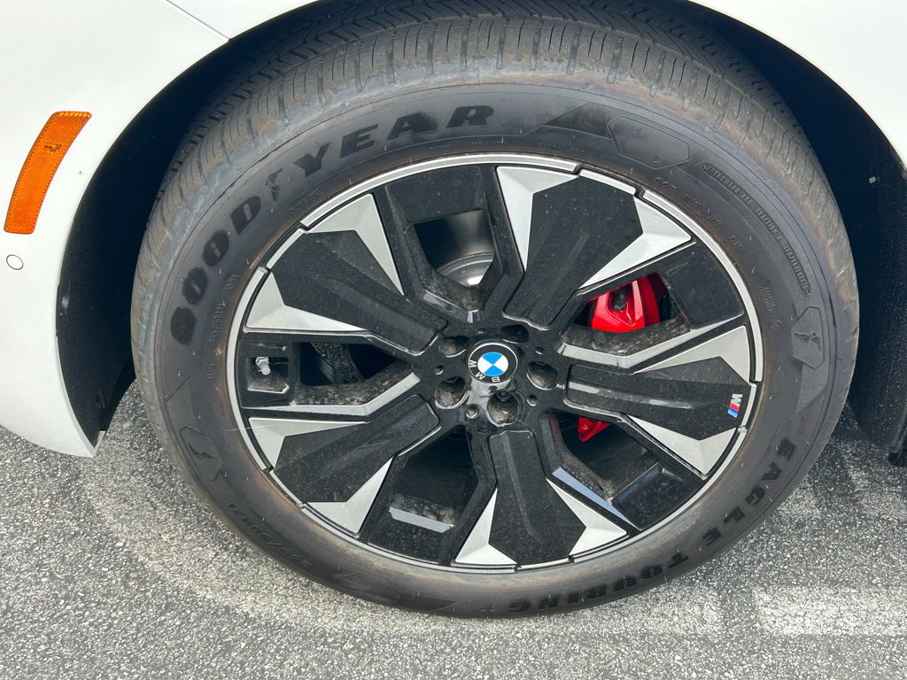 Thumbnail: 2026 BMW iX - 9