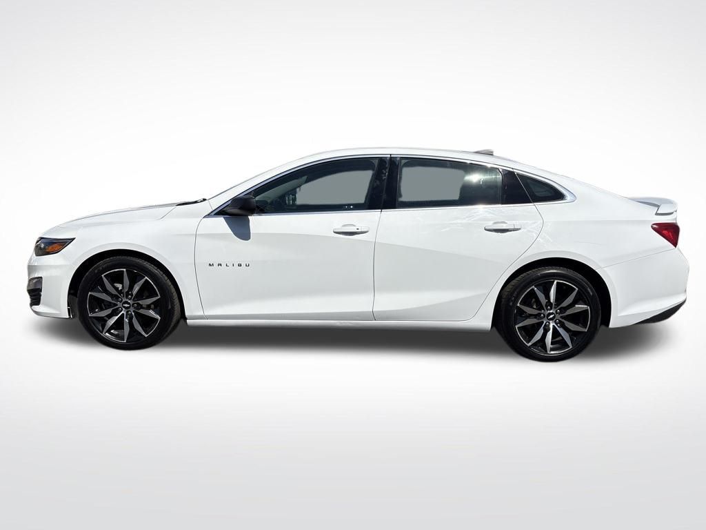2019 Summit White Chevrolet Malibu RS FWD Sedan