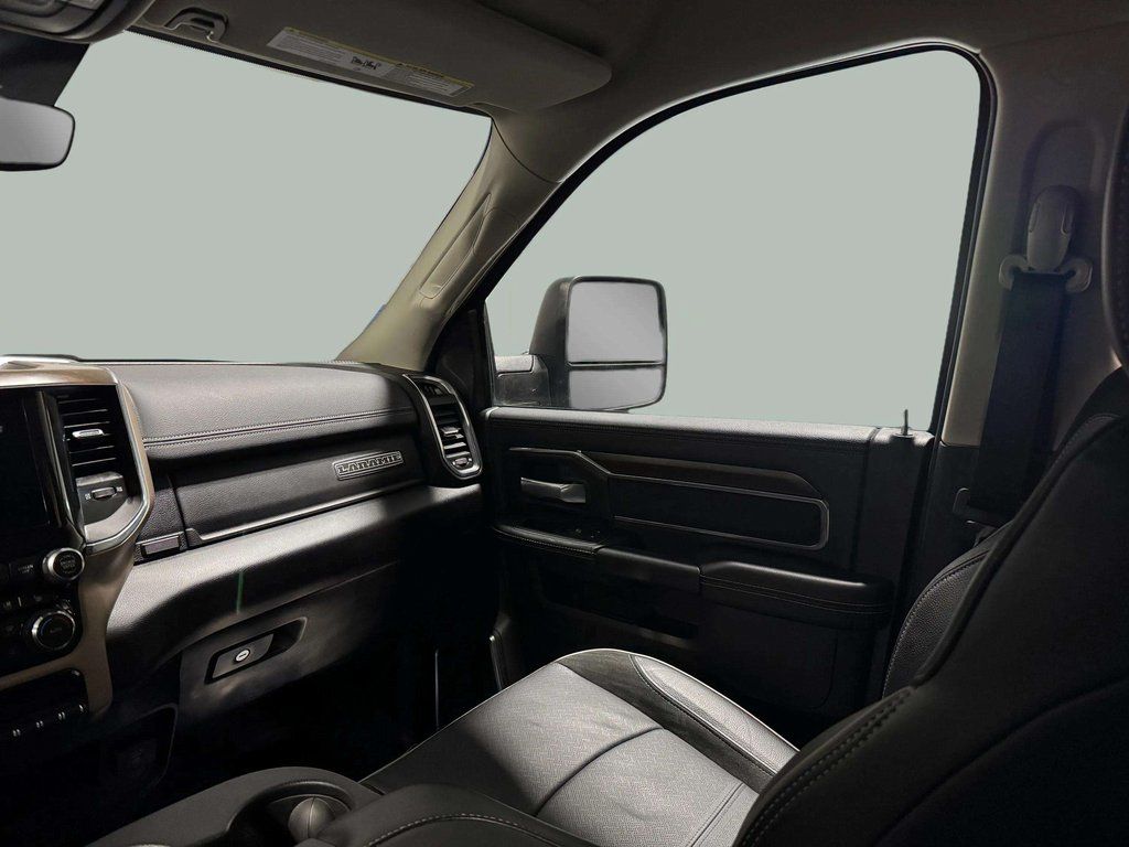 Used 2024 Diamond Black Crystal Pearlcoat Ram Laramie image 21