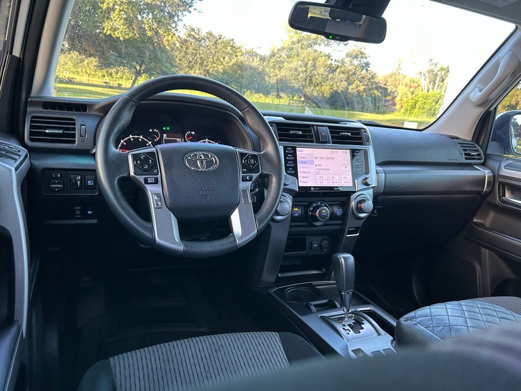 Thumbnail: 2022 Toyota 4Runner - 12