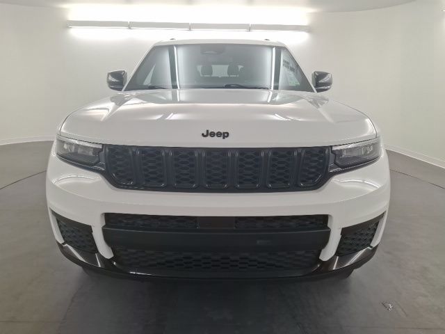 2022 Jeep Grand Cherokee L Altitude — photo 2