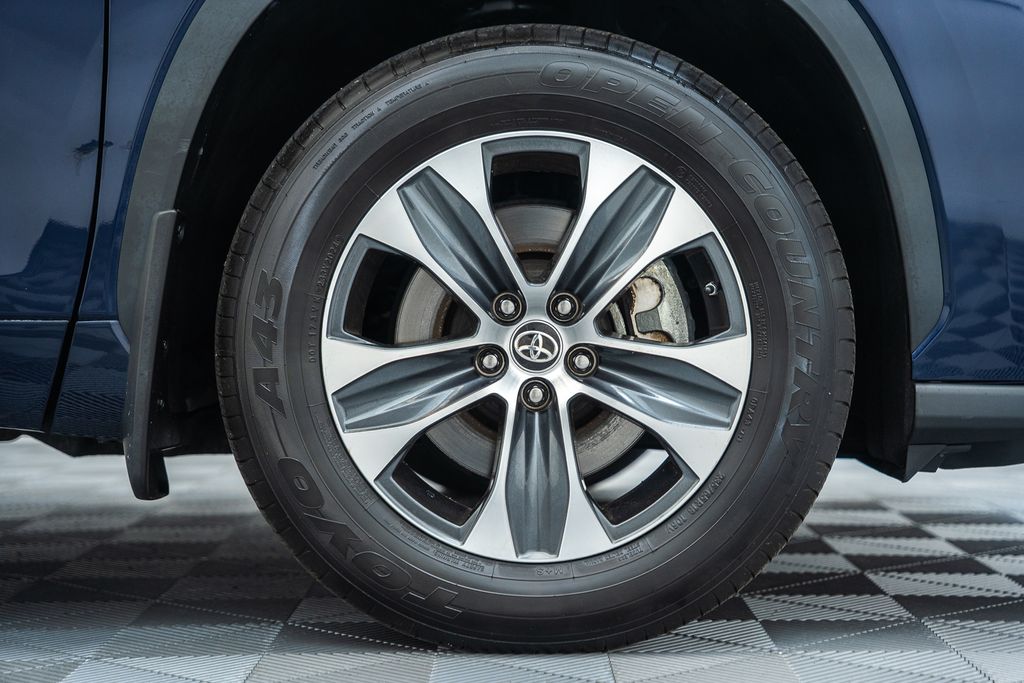 ToyotaHighlander Hybrid19