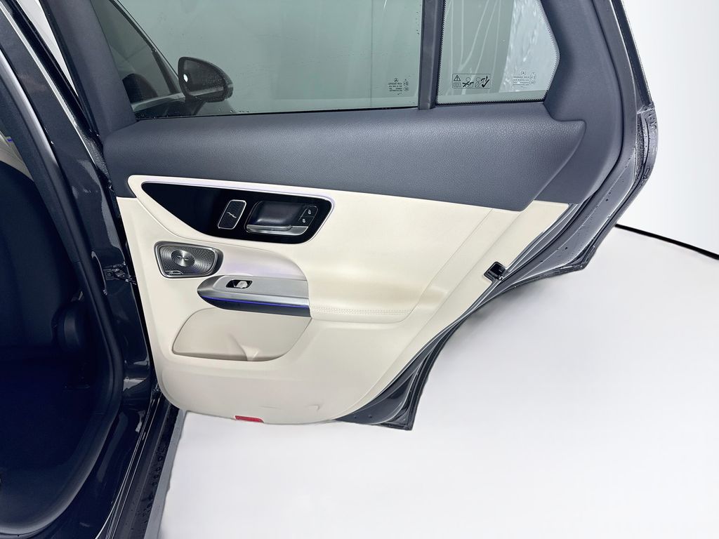 New 2027  Mercedes-Benz GLC 300 image 28