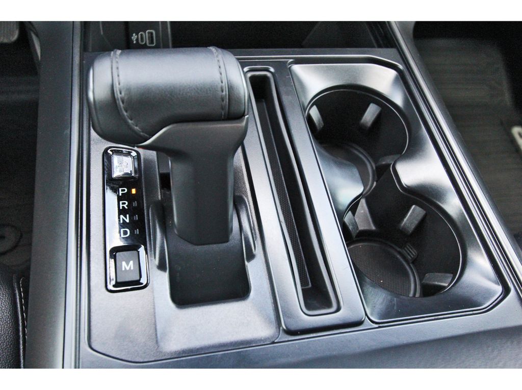 car-gallery-32