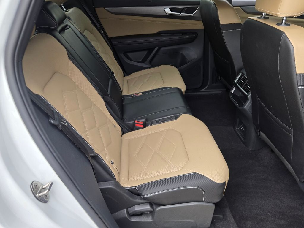2024 Volkswagen Atlas - $27,000
