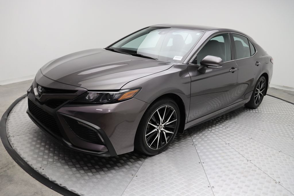 2022 Toyota Camry SE -
                West Palm Beach, FL