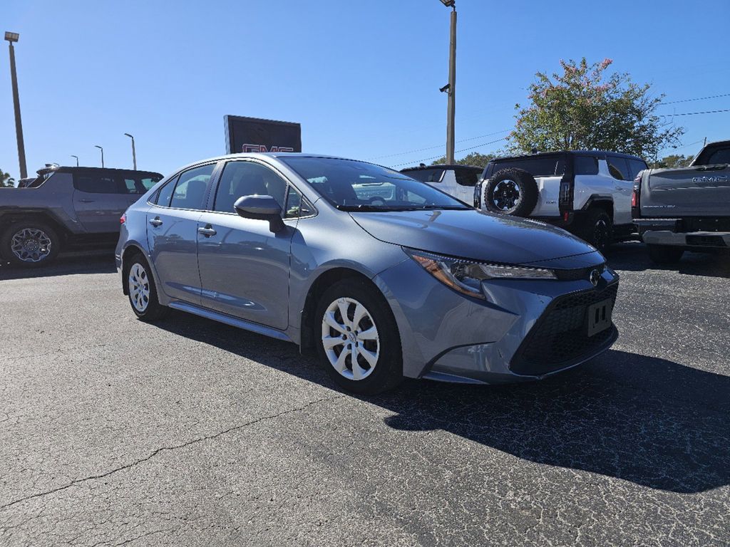 2020 Toyota Corolla LE 2