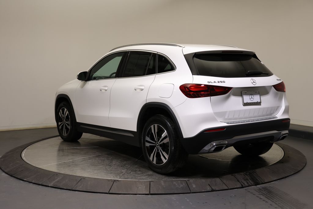 Thumbnail: 2026 Mercedes-Benz GLA - 5